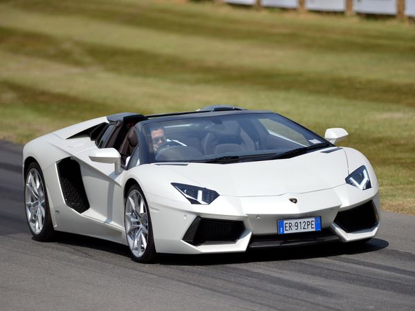 lamborghini_aventador_lp700-4_roadster_2013_101.jpg