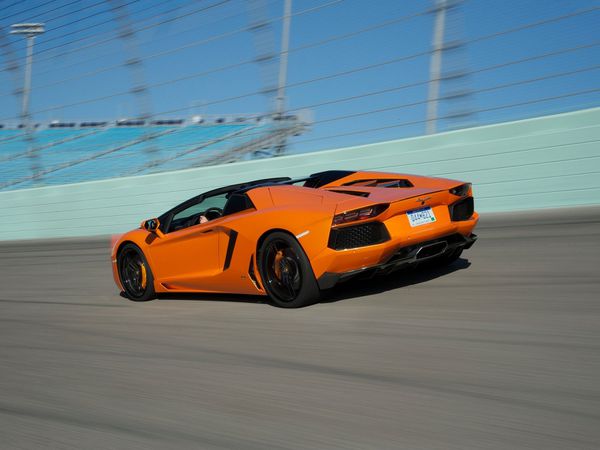 lamborghini_aventador_lp700-4_roadster_2013_106.jpg