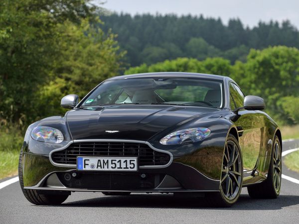 aston_martin_v8_vantage_n430_2014_101.jpg