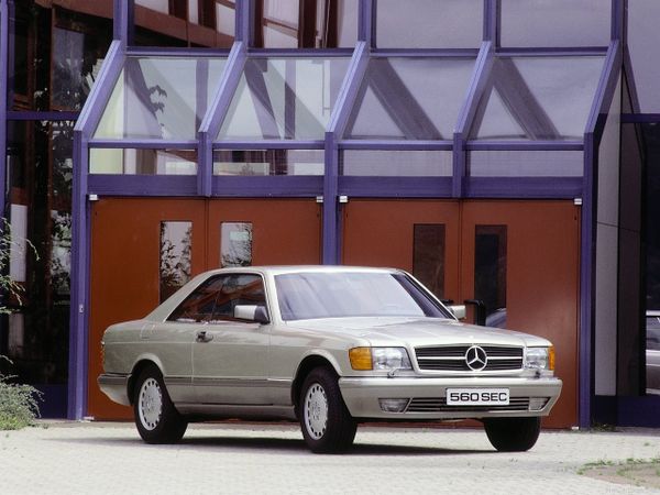 mercedes_benz_class_s_coupe_1981_104.jpg