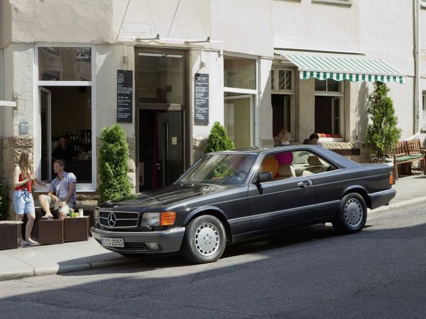 mercedes_benz_class_s_coupe_1981_105.jpg