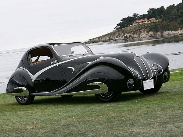 delahaye_135_competition_court_figoni_-_falaschi_coupe_1935.jpg
