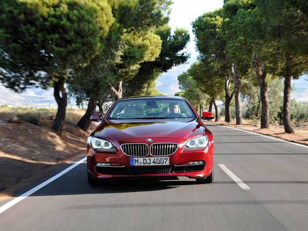 BMW-Series_6__Coupe_2012_04.jpg