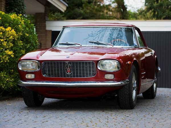 maserati_5000_gt_allemano_coupe_1962_102.jpg