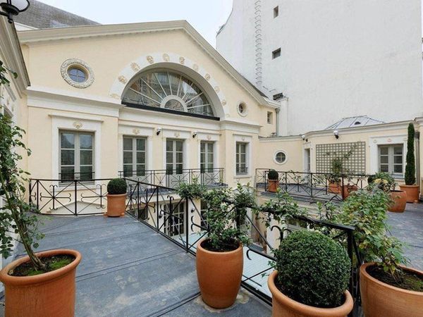 sem12decd-Z25-Hotel-Depardieu-Paris-50-millions-Euros.jpg