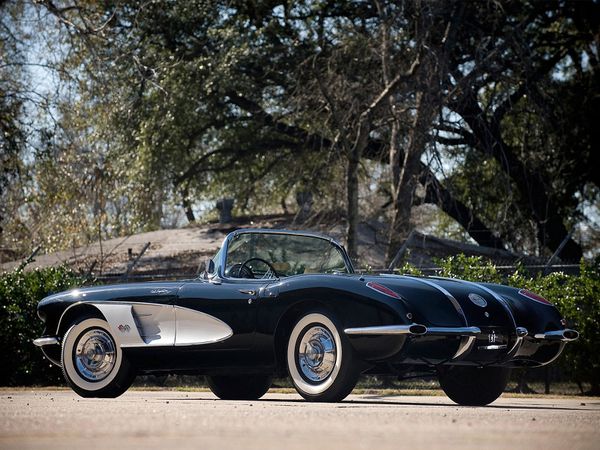 chevrolet_corvette_c1_convertible_1958_102.jpg