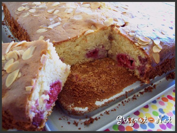 Gateau-lait-concentre-framboises-2.jpg