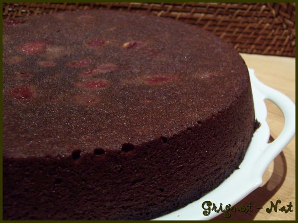 gateau-chocolat---cerises-2.jpg