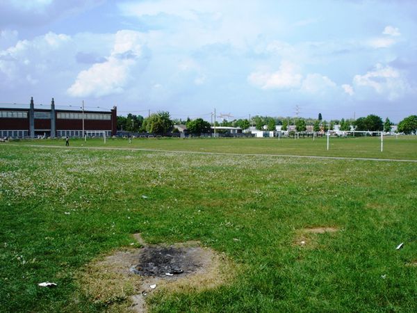 terrainfacevelodrome.JPG