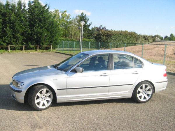 BMW 330 0071.