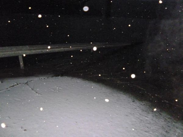 Neige mise à l'eau Pont de la Pyle de nuit 2 décembre 201