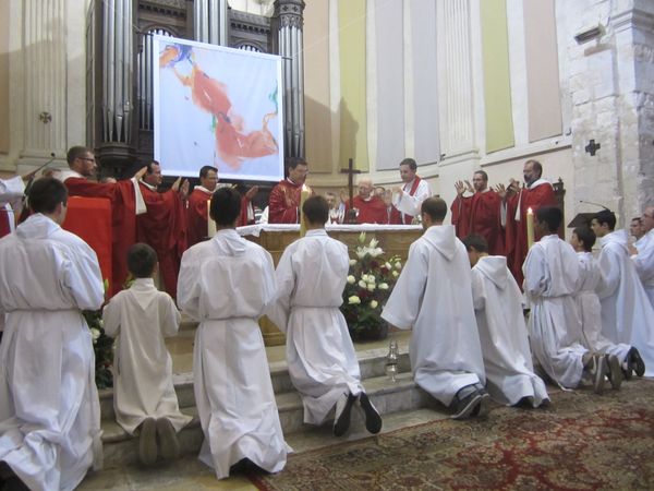 ! PREMIERE MESSE THOMAS 122