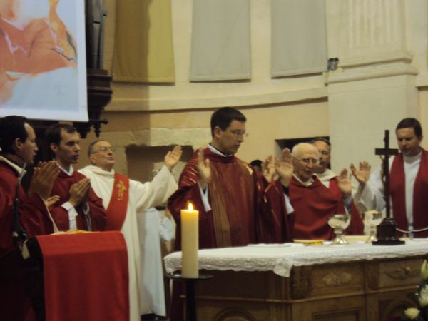 1 MESSE DU PERE THOMAS 018