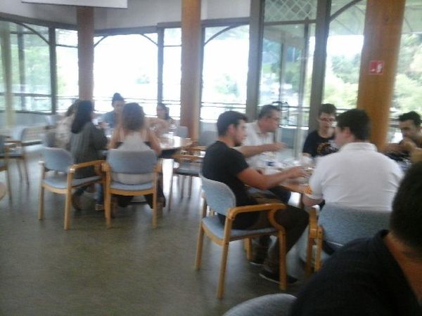 1 pause repas jeunes
