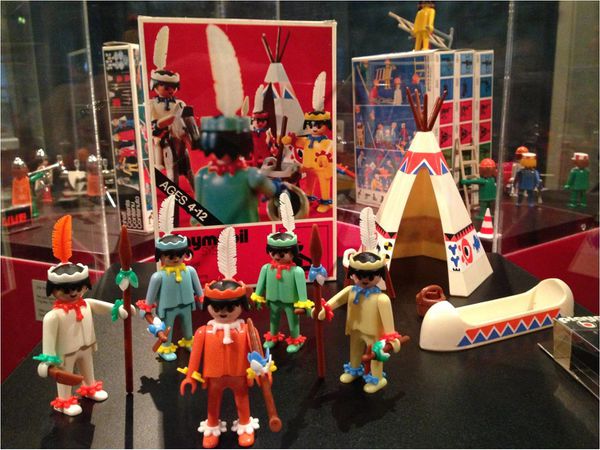 premiers-playmobil-1974.jpg