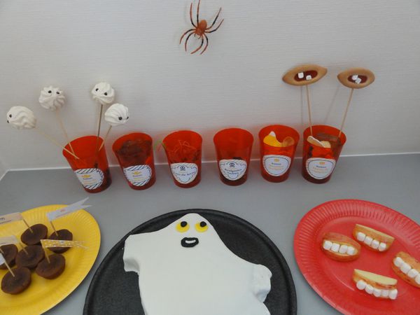 gateau-fantome-et-gouter-d-hallowwen.JPG