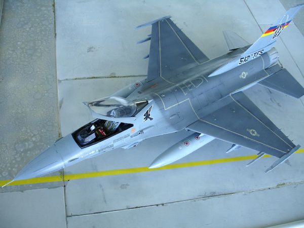 f16 j