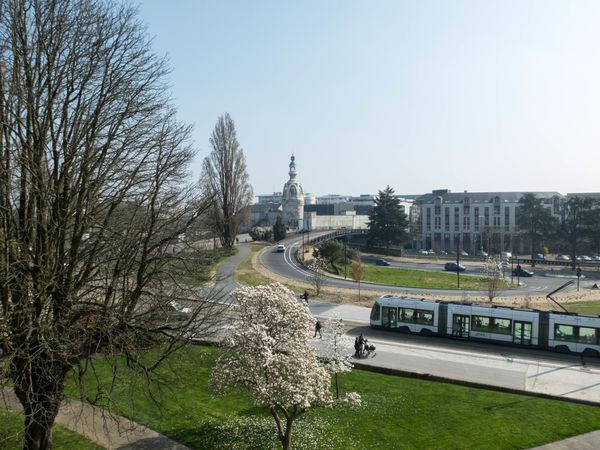 Nantes--autour-des-remparts--5.jpg