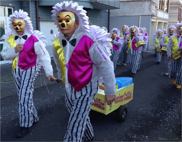 caddies-carnaval-evian.jpg