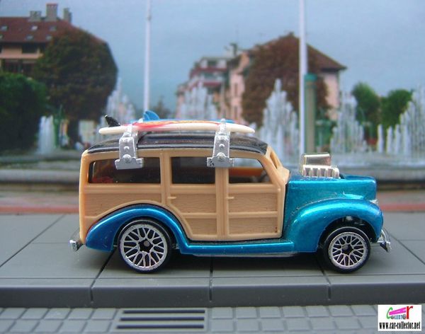 40 woodie action pack surf's up