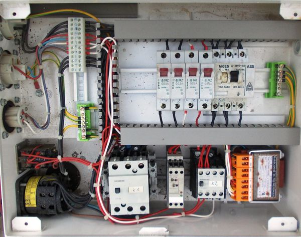 tec F100 Putzmaschine Förderanlage Förderblock Druckförderanlage