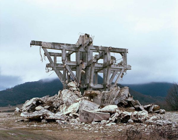 old-monuments-yugoslavia jan kempenaers-15
