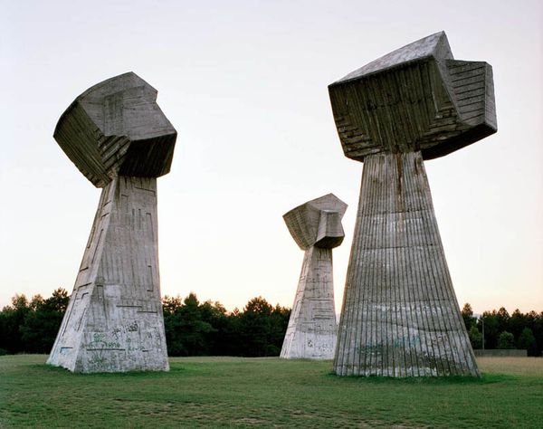 old-monuments-yugoslavia jan kempenaers-4