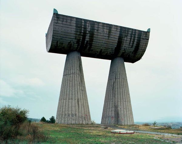 old-monuments-yugoslavia jan kempenaers-8