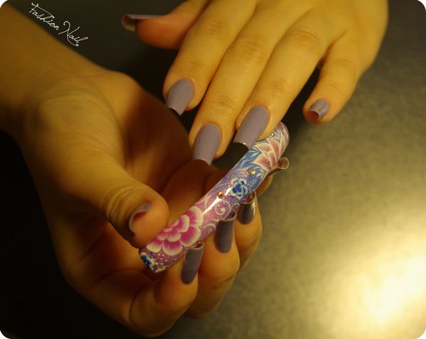 Essie-ShesPicturePerfect-1