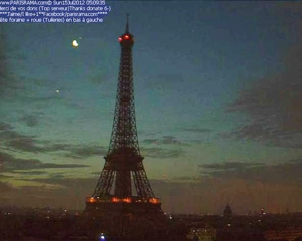 lune tour eiffel 150712 5h09