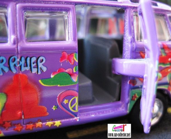 vw combi samba peace & love hippies maisto (7)