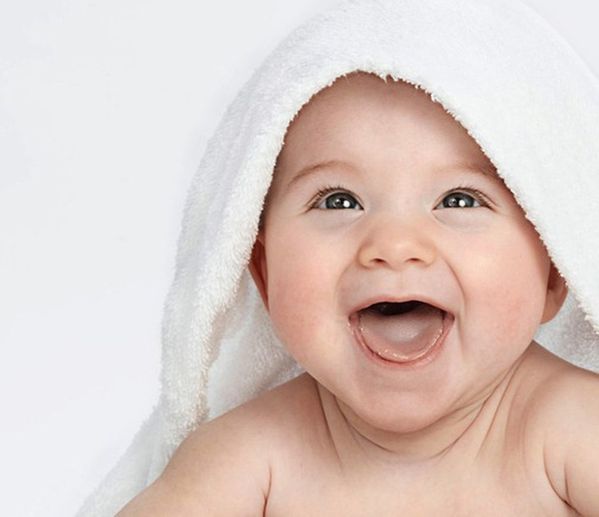 Communication-bebe-sourire.jpg