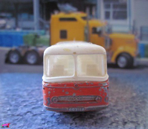 bus-mercedes-coach-matchbox-lesney-autobus-coach-a-copie-1