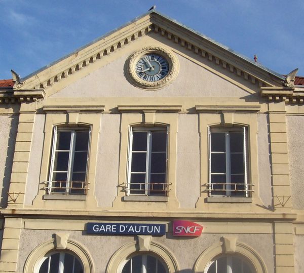 Ave de la République - Gare - 100 8544 (Copier)