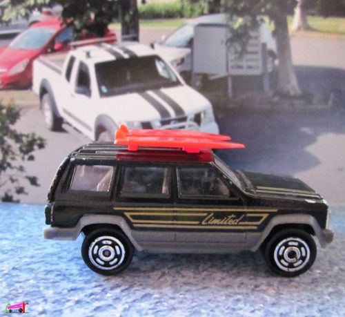 jeep-cherokee-1999-planches-de-surf-majorette-limited (1)