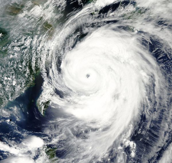 Aqua - MODIS - Typhoon Neoguri - Japan - 08-07-2014