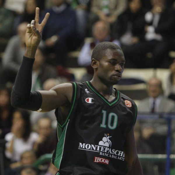 romain-sato-montepaschi-siena-stagione-2008-2009 10558605 9