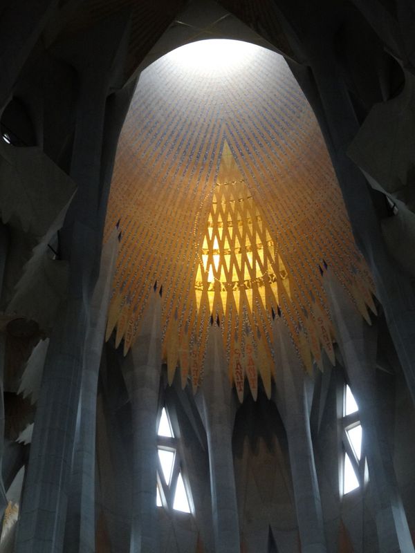 Gaudi Sagrada Famillia © Bernard Moutin -085