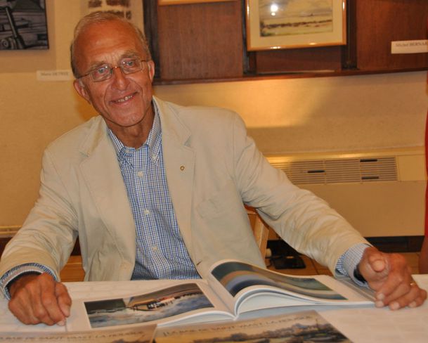 salonlivre2010-010-edthin.jpg