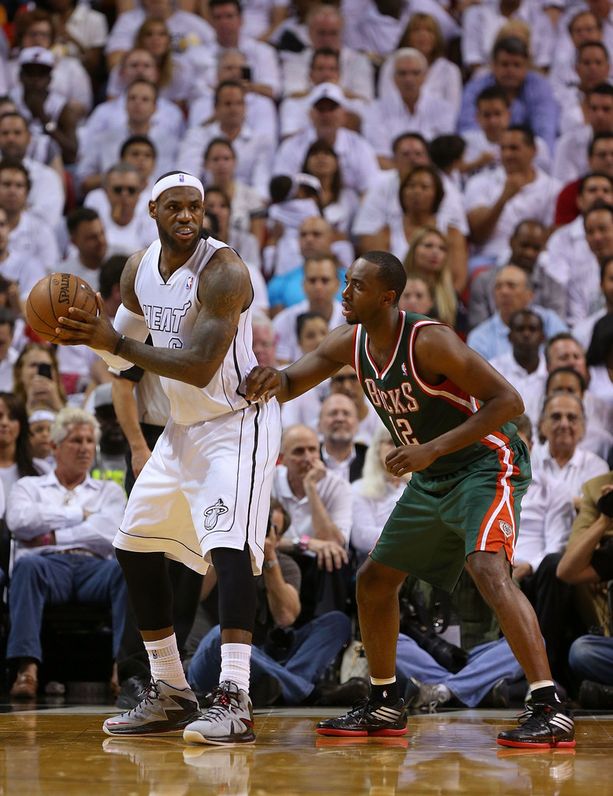 Luc-Richard-Mbah-Moute-Milwaukee-Bucks-v-Miami-PVWengj7RXZx.jpg