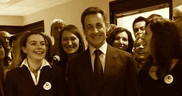 Sarko-heureux-pole-emploi.jpg