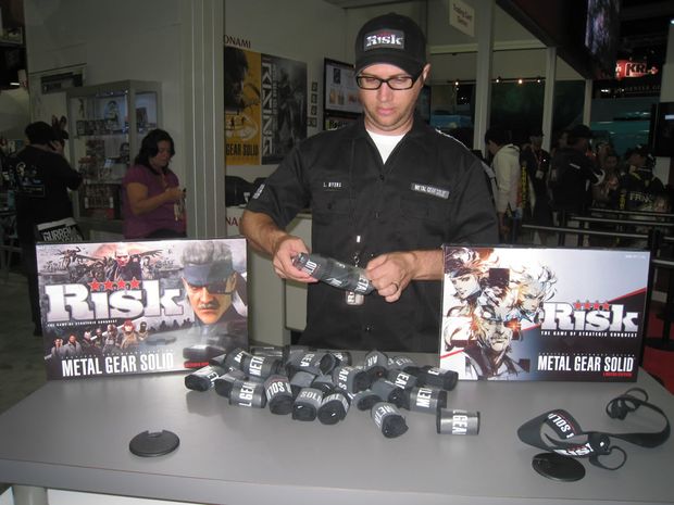risk-metal-gear-solid-limited-edition-01.jpg