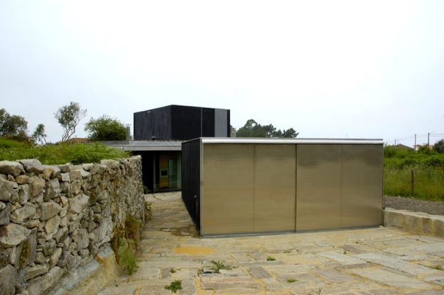 NUNO-BRANDAO-COSTA-Afife-house-portugal-architecture-usti-m.jpg