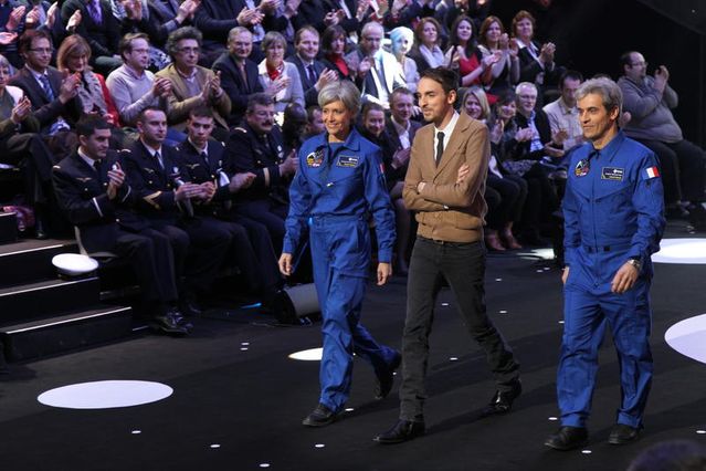 UNENUITDANSLESPACE_preview.jpg