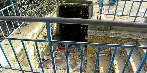 les-toilettes-publiques-insalubres-ont-ete-detruites-des 43