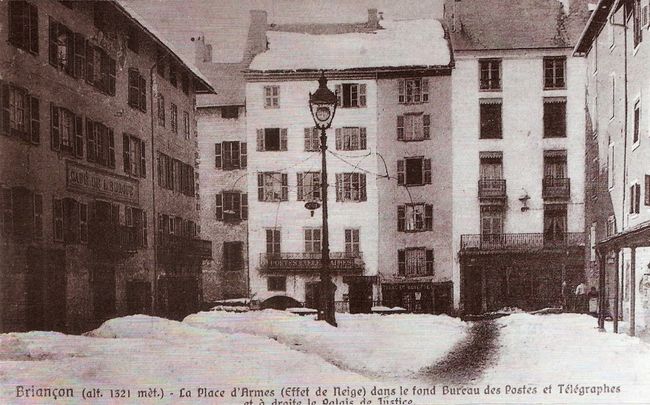 Briançon 1900 Place d'Armes.