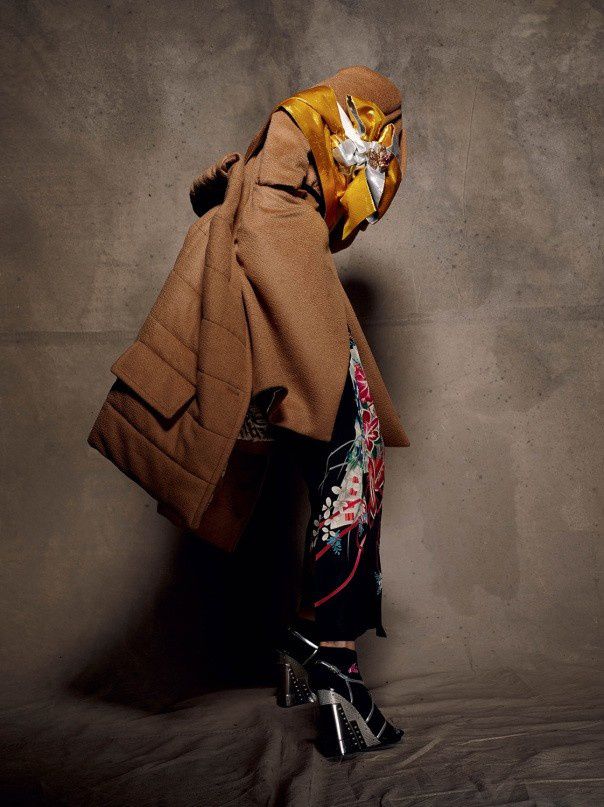 Saskia-de-Brauw-by-Julien-d-Ys-for-CR-Fashion-Book--5-07.jpg
