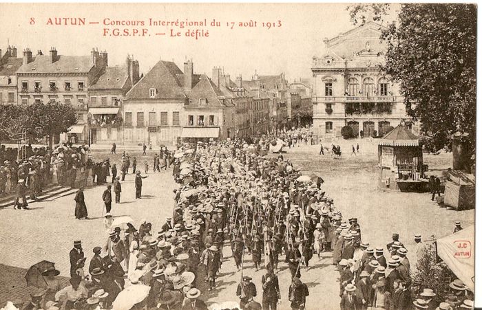 ¤ le défilé - 17 août 1913 ¤
