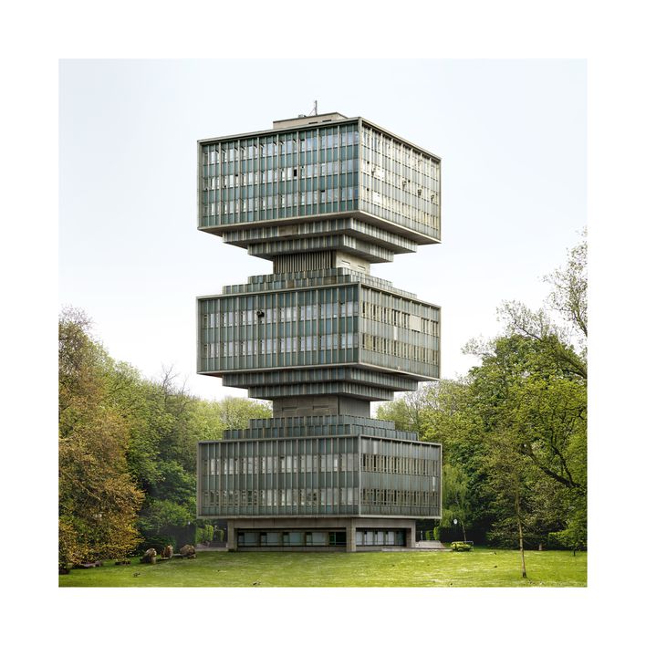 Filip-Dujardin-03.jpg