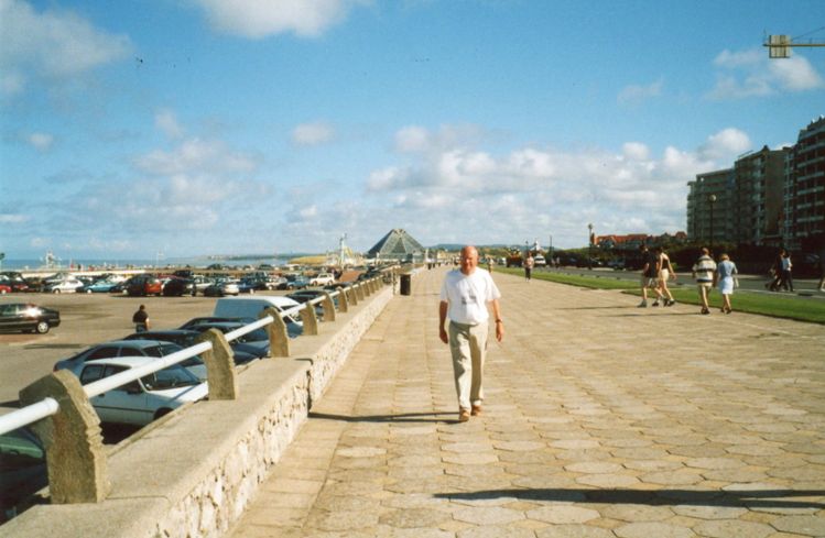 img390.jpg